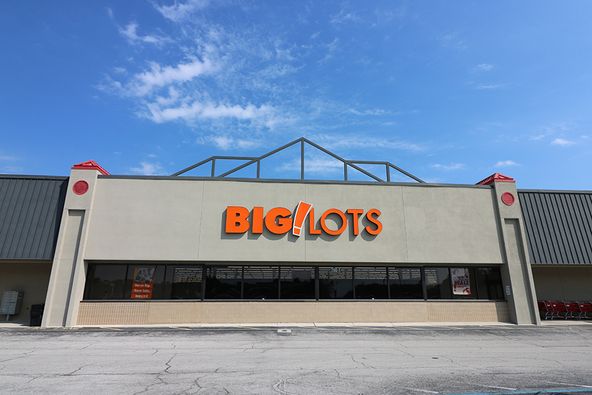 South Blanding Village: 700 Blanding Blvd, Orange Park, FL 32065